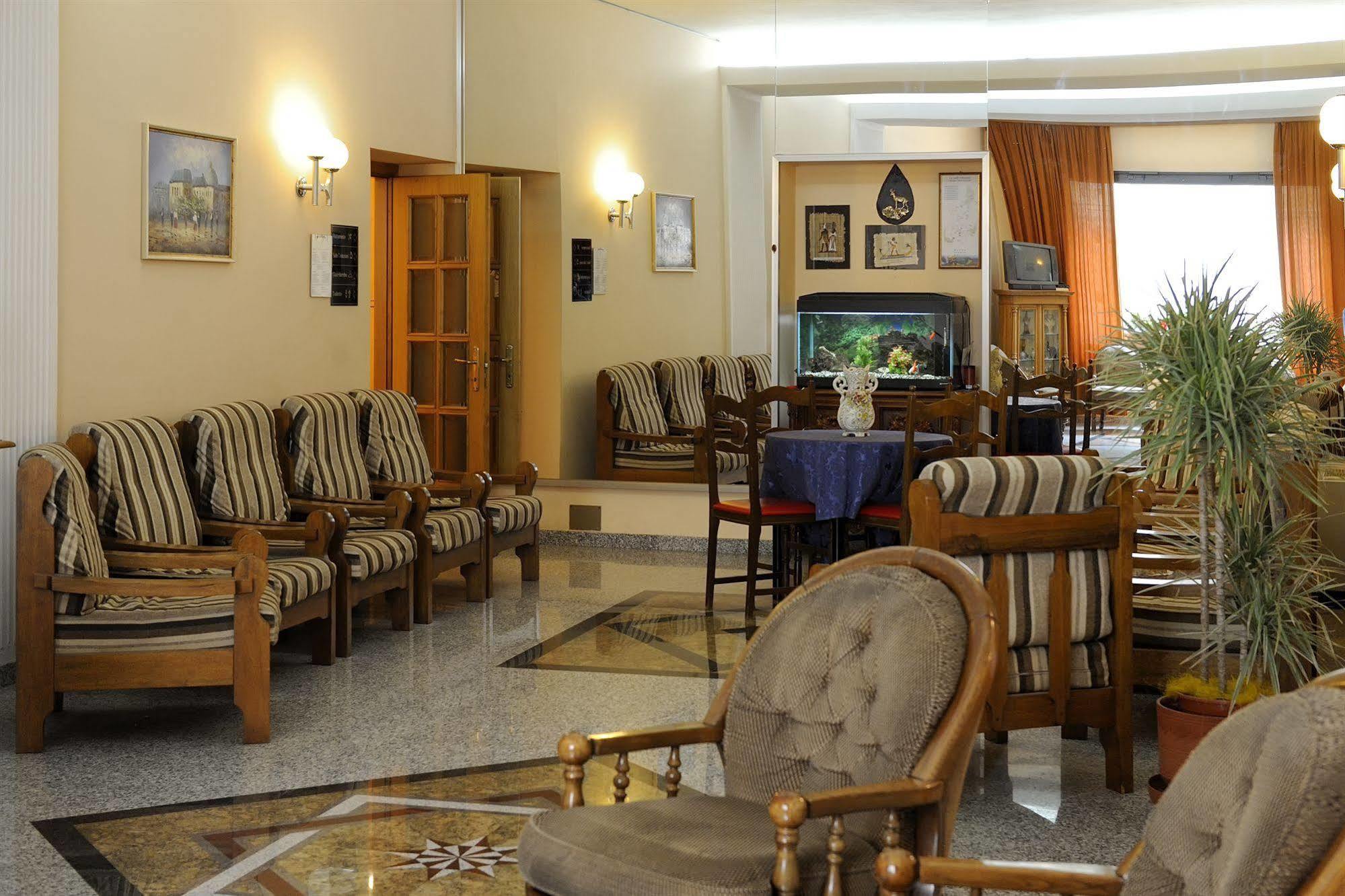 Hotel Bertusi Порета Терме Екстериор снимка