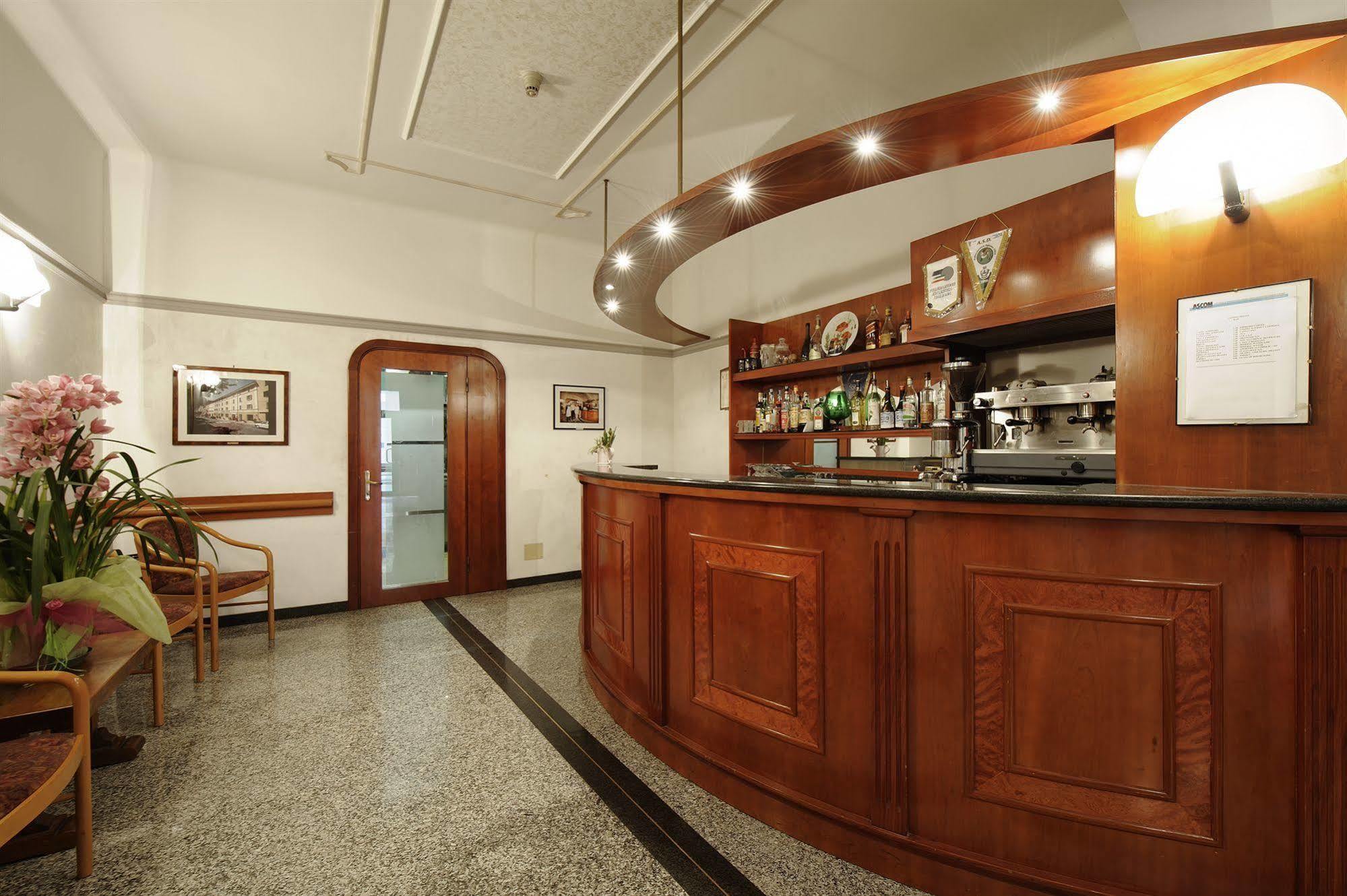 Hotel Bertusi Порета Терме Екстериор снимка