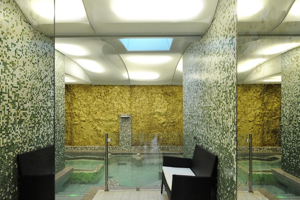 Hotel Bertusi Порета Терме Екстериор снимка