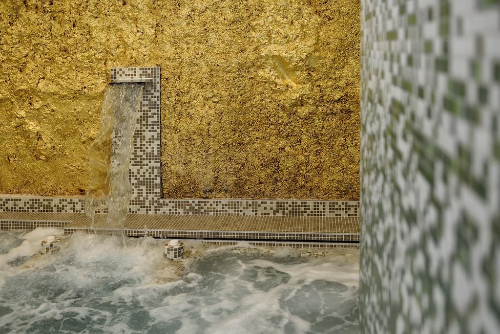 Hotel Bertusi Порета Терме Екстериор снимка
